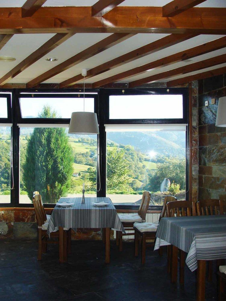 Hotel Montanas De Covadonga Onís Exterior foto